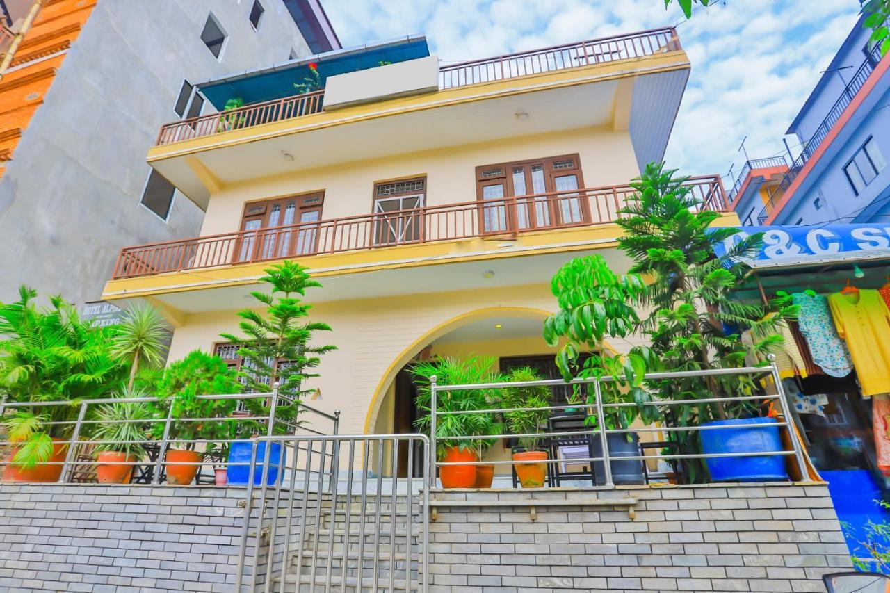 Hotel Alpine Villa Pokhara Zewnętrze zdjęcie